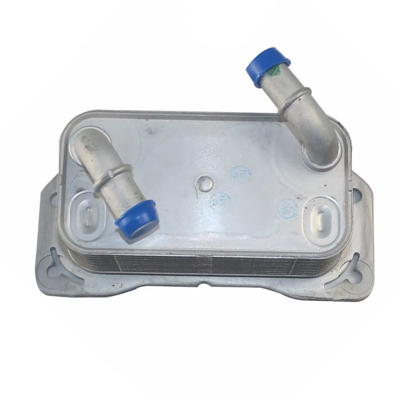 工場自動車部品 31368636 ボルボ XC90 V70 XC60 MK2 車用部品 引換機のエンジンオイルクーラー