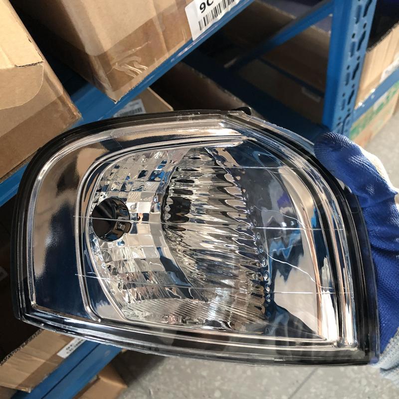 ボルボS80 -06用Womala右折信号ボディライト OE 30655423