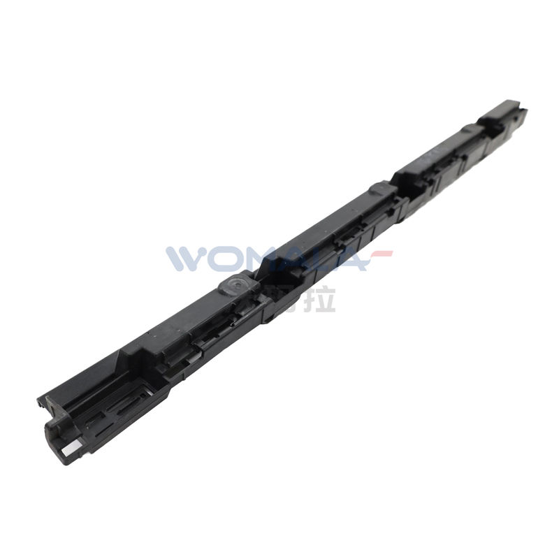 ボルボS90L用Womala右バンパーロアスキッドプレートブラケットOE 31447324